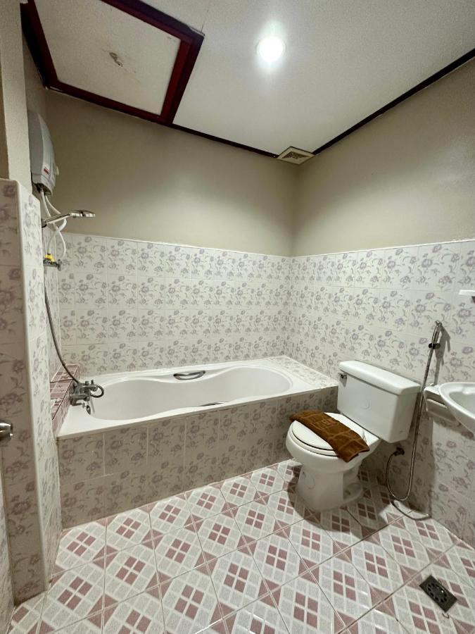 Phaythavone Hotel Paksze Kültér fotó