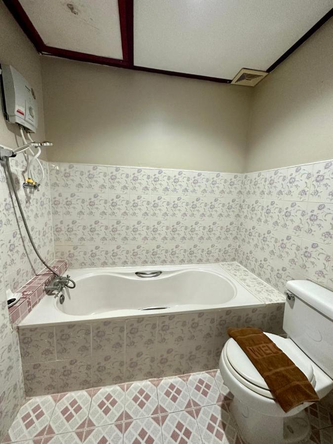 Phaythavone Hotel Paksze Kültér fotó