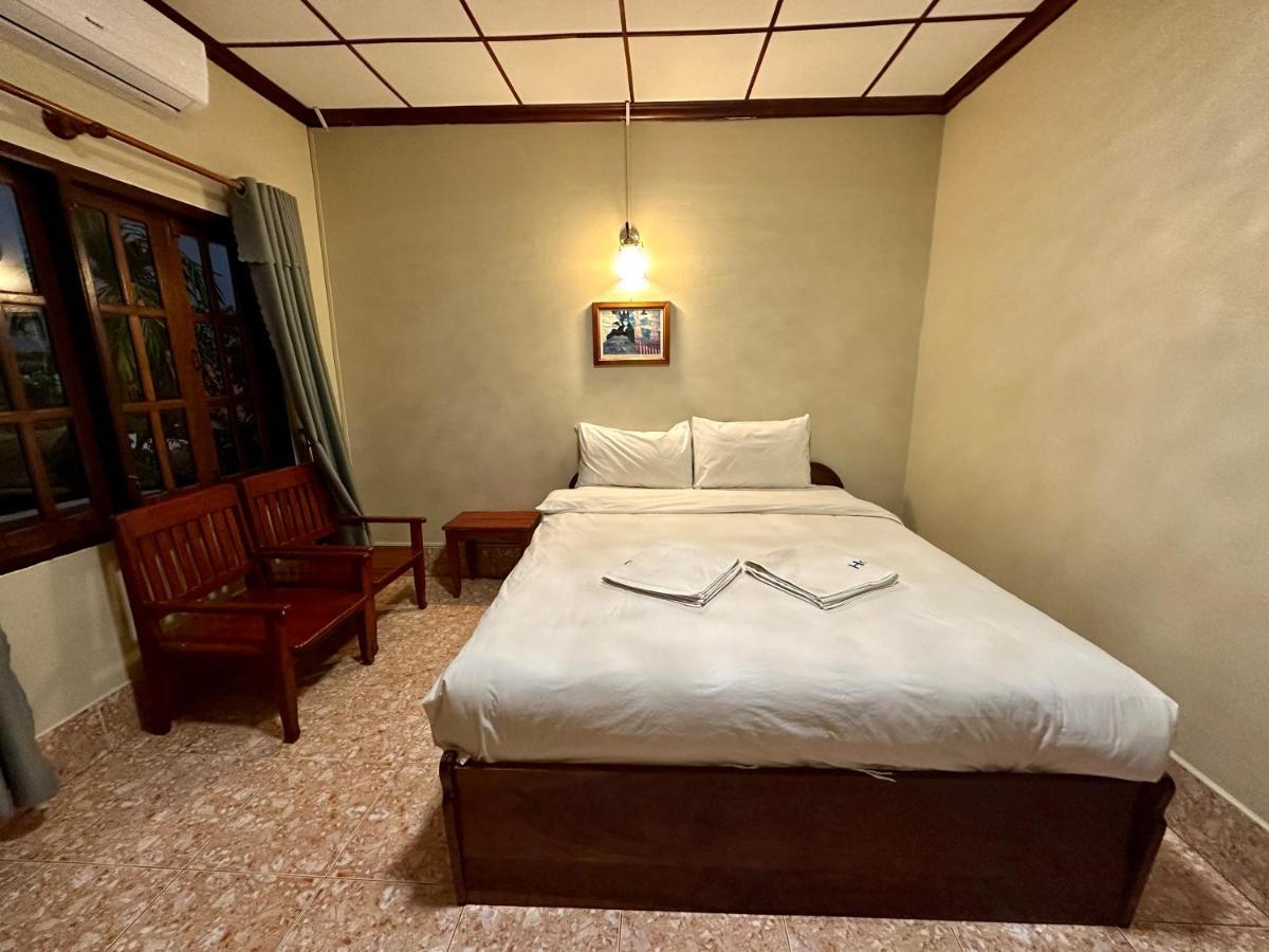 Phaythavone Hotel Paksze Kültér fotó