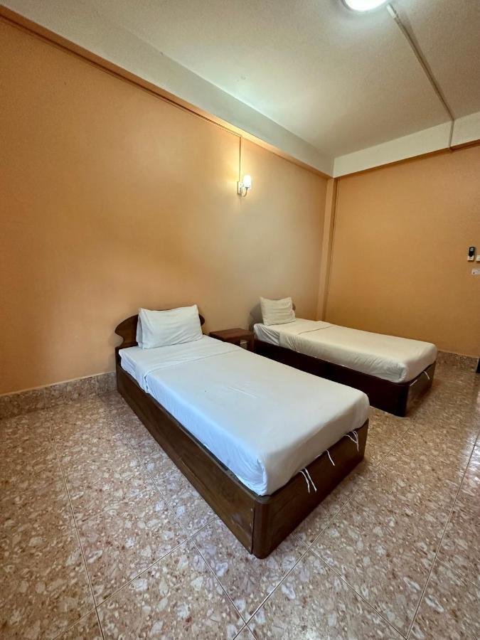 Phaythavone Hotel Paksze Kültér fotó