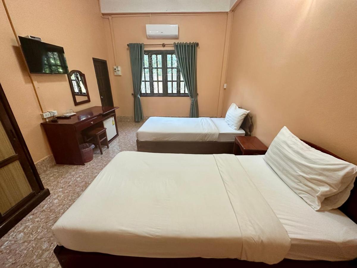 Phaythavone Hotel Paksze Kültér fotó
