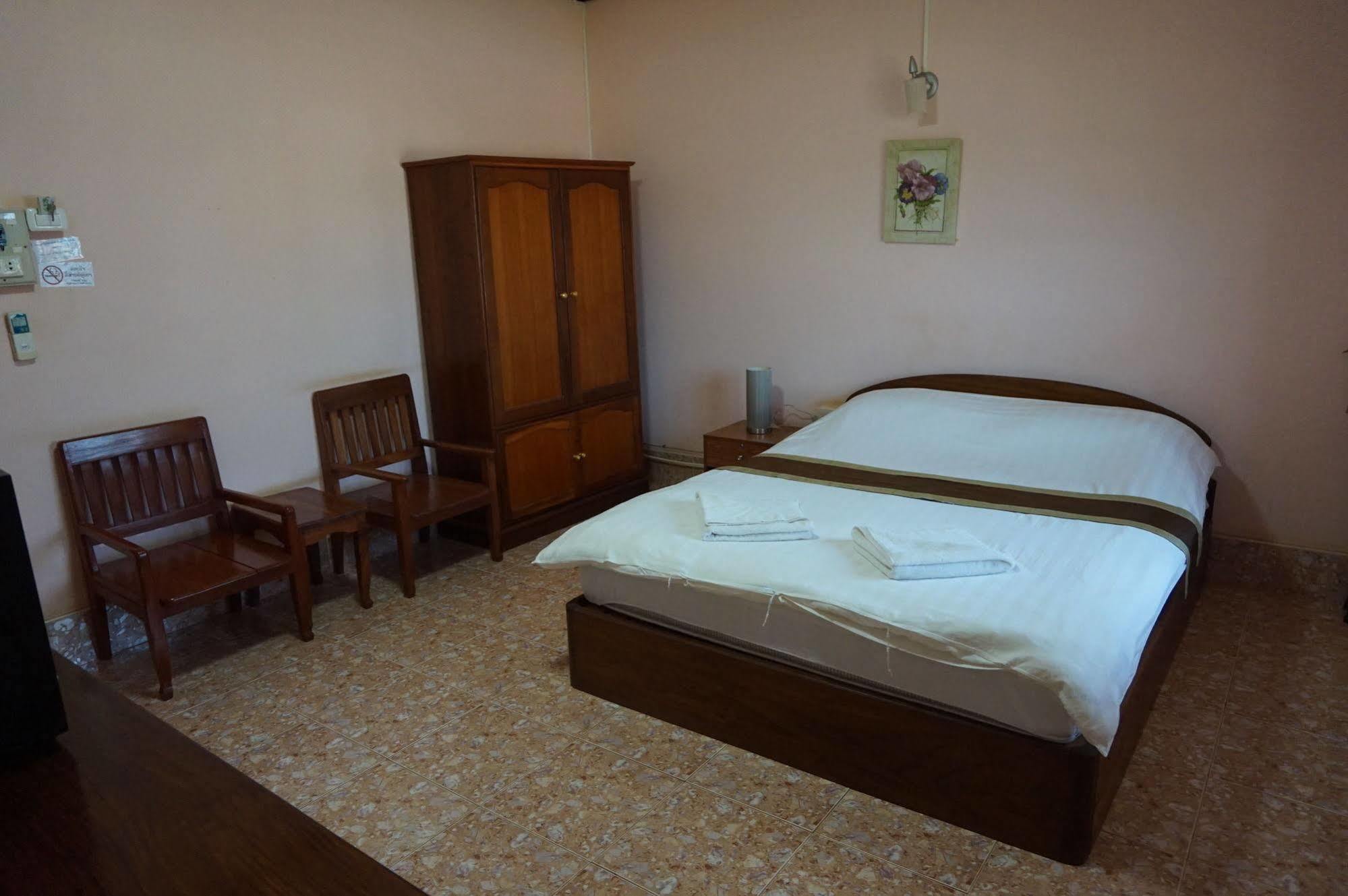 Phaythavone Hotel Paksze Kültér fotó