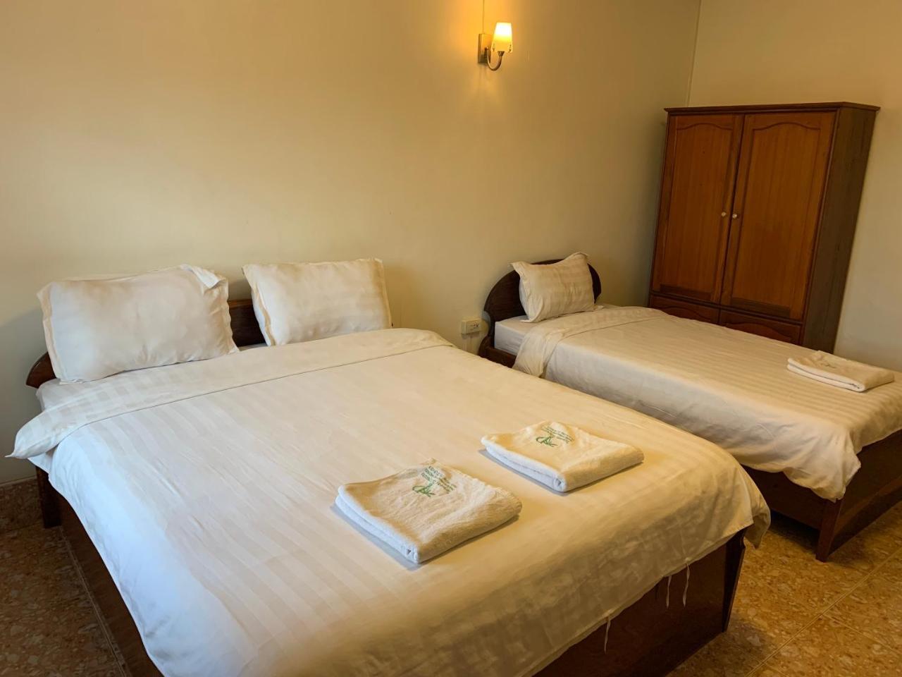 Phaythavone Hotel Paksze Kültér fotó
