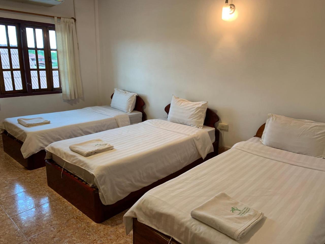 Phaythavone Hotel Paksze Kültér fotó