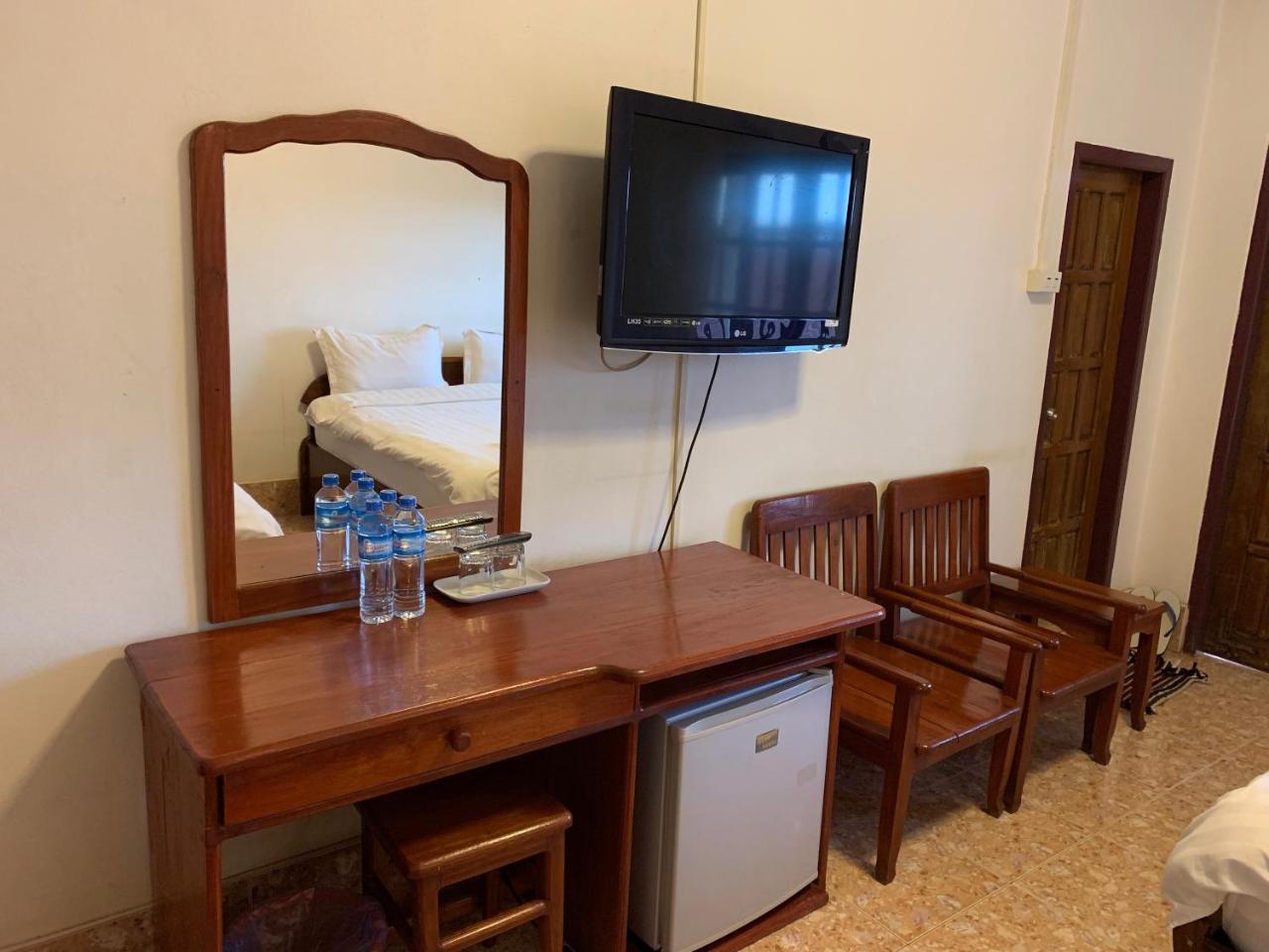 Phaythavone Hotel Paksze Kültér fotó