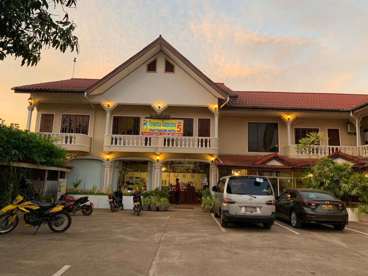 Phaythavone Hotel Paksze Kültér fotó